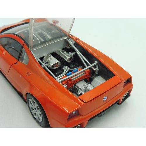 VOLKSWAGEN Nardo W12 Orange 1:18 Die cast Car Model by MOTORMAX