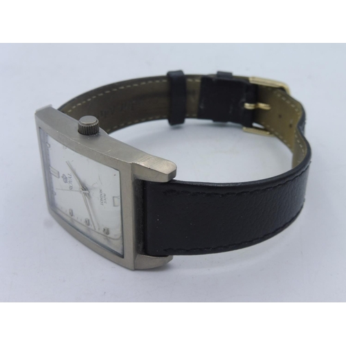 360 - Royal London watch with leather Strap and date (Working when Tested)