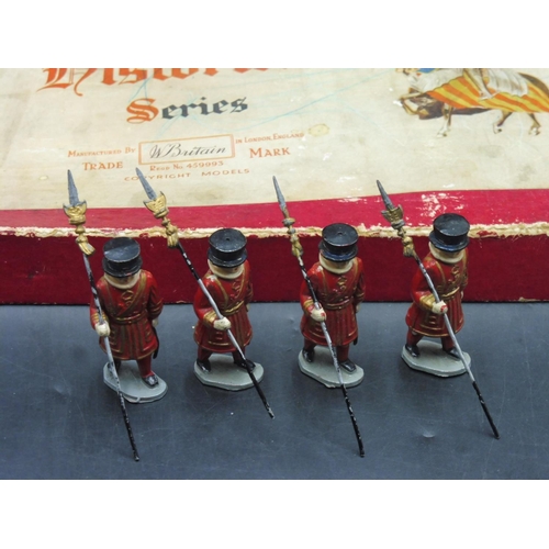 129 - Boxed Britains Historical Series- The Stage Coach No 1470 & Four Britains Series Beefeater Figures