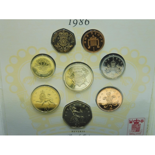 335 - Royal Mint 1986 Uncirculated Coin Set featuring the First £2 Coin