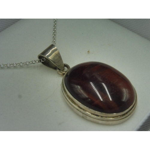 350 - Silver 925 Large Amber Pendant and Chain Complete with Presentation Box