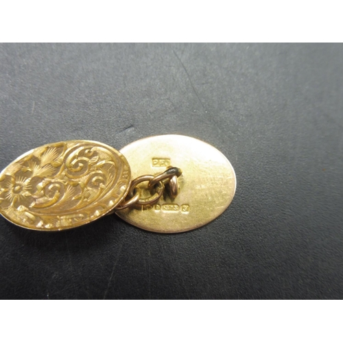 401 - Pair of Hallmarked Chester 1924 9ct Gold Cufflinks (5.64 grams)