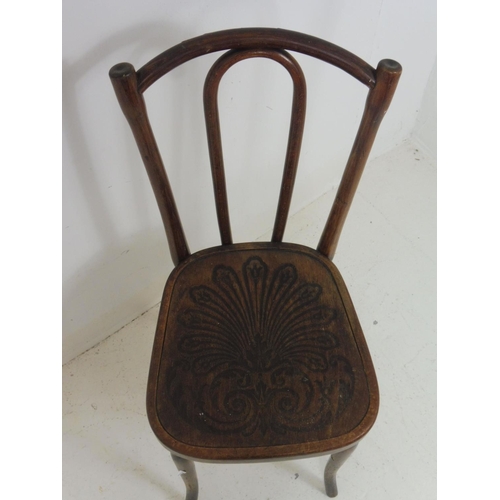 578 - Bentwood Style Wooden Chair