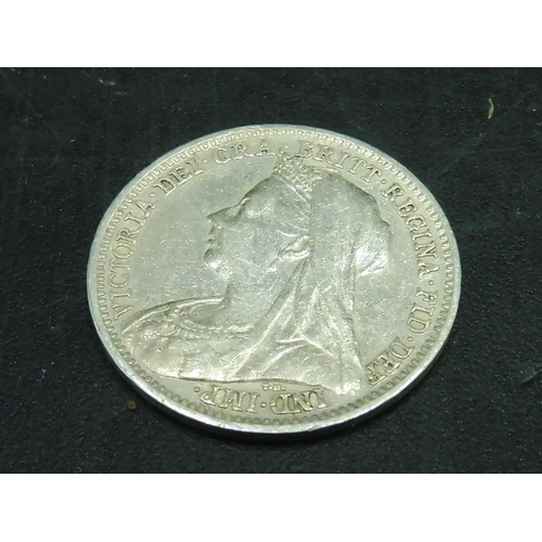 557 - Victoria Veil Head 1900 Silver Three Pence Coin