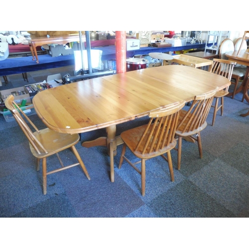 682 - Pine Extendable Dining table With Four Spindle Back Chairs with Unique Extending Section (79.5