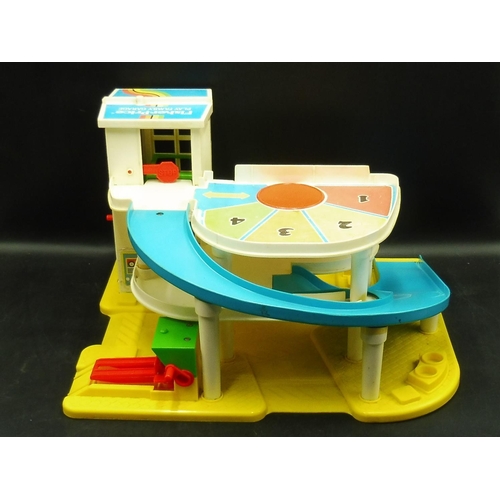 368 - Vintage Fisher Price Multi Storey Garage