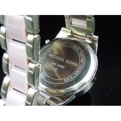 458 - Michael Kors watch working (Unauthenticated Presumed Replica)