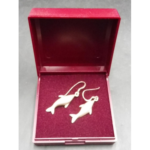 625 - Pair of Silver 925 Earrings in Presentation Case