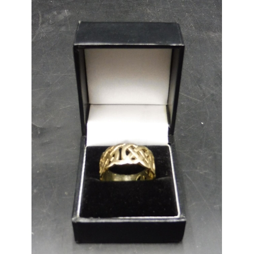 495 - Hallmarked Birmingham 375 Gold Celtic Style Ring (Size W) Complete with Presentation Box (Weight 7.3... 