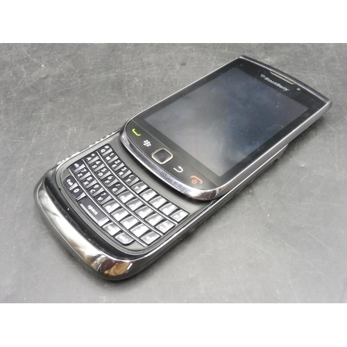 193 - Blackberry 9800 Torch Mobile Phone (Powers On)