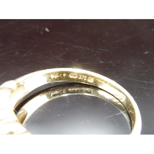 480 - Hallmarked Sheffield 375 Gold Ring with Heart Shaped Stone Complete with Presentation Box  (P)