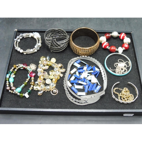 110 - Mixed Selection of Necklaces, Bracelets and More