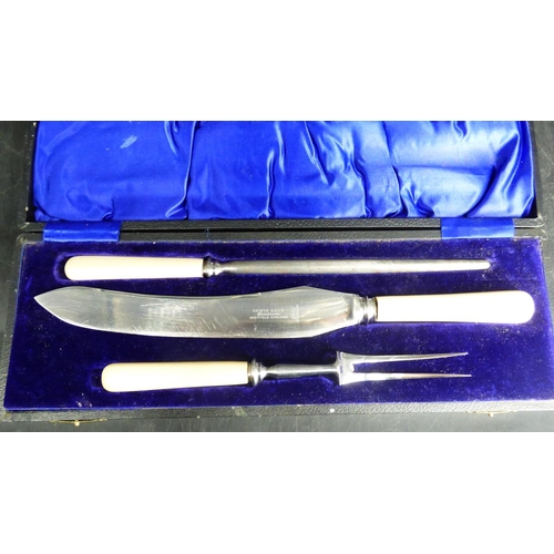 42 - Lovely Boxed (wooden) Fish knife & fork set and a Boxed Carving set