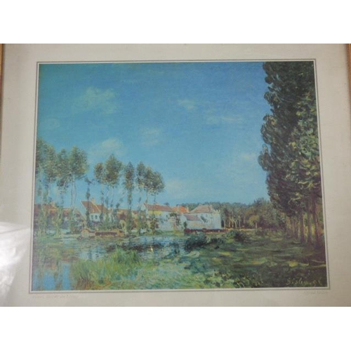 95 - Framed and Glazed watercolour depicting Moret, Bords Du Loing (15.5