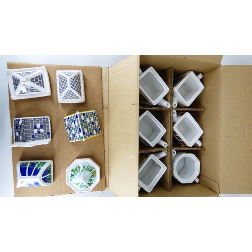 247 - Set of 6 Wade English Life Tea Pots in Box