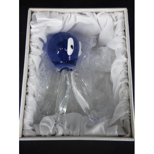 387 - Princ Czechoslovakian Art Glass Blue Octopus in Original Box  (6