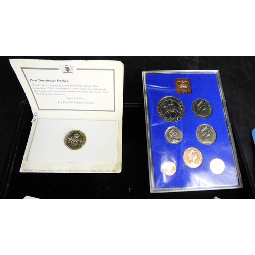 418 - Collection of Coins to include Coin Pack 1977, Bill of Rights £2 Coin and Collection of £1 Coins