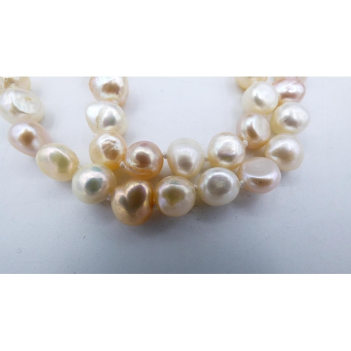 457 - Freshwater Pearl Necklace With Silver Clasp