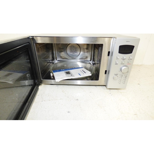 531 - A Goodmans 900 Watt Microwave oven