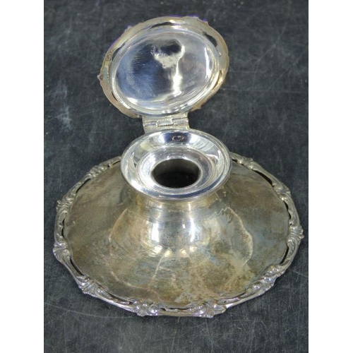 467 - Hallmarked Birmingham 1907 Edwardian Silver Capstan Inkwell with Clear Glass Liner (5