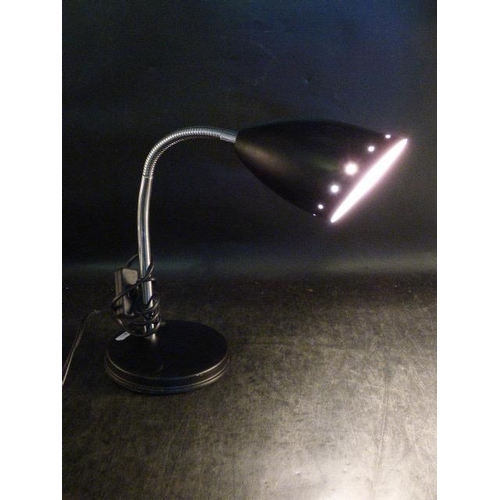 127 - Anglepoised Lamp Working