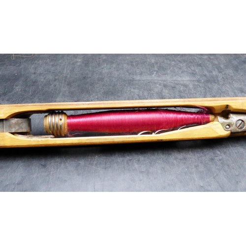 141 - Traditional Loom Shuttle with Bobbin
