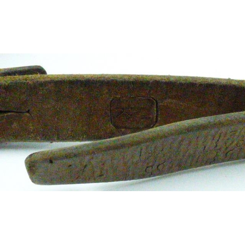 105 - Vintage Brown leather rifle shoulder strap