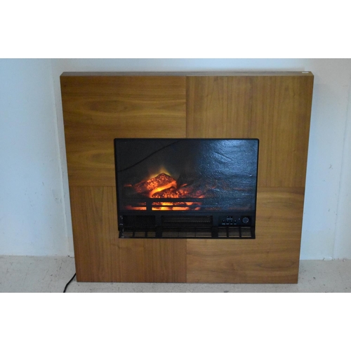 560 - Electric Log effect Wall Fire in Wooden Surround (37