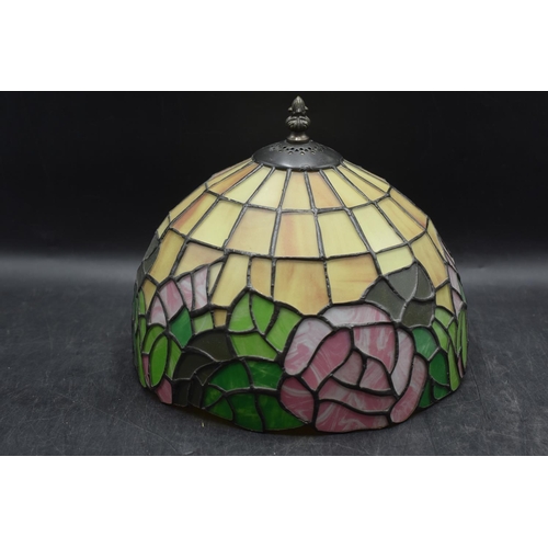 66 - Tiffany Style Lamp Shade (Approx 11