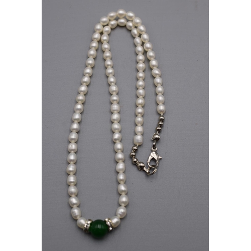 103 - Jade and Pearl Necklace complete with Gift Pouch