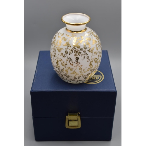 150 - S L Line of Italy Glass Vase in Presentation Box together with a Hand painted Gold Leaf Vase