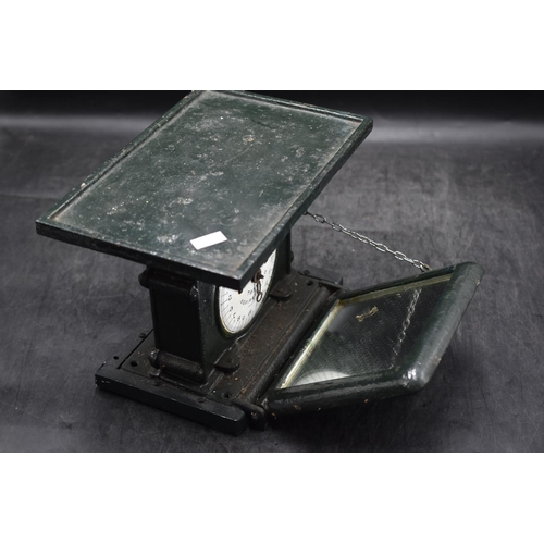 234 - Vintage Weighing Scales with Mirror