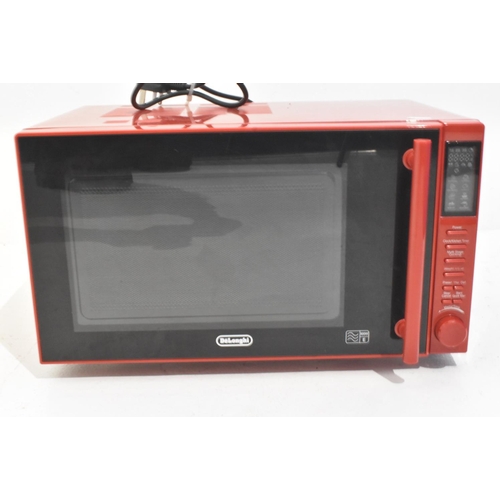 Delonghi 900w P90D23EL BIA Microwave complete with Instructions