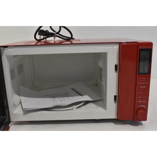 436 - Delonghi 900w P90D23EL-BIA Microwave complete with Instructions