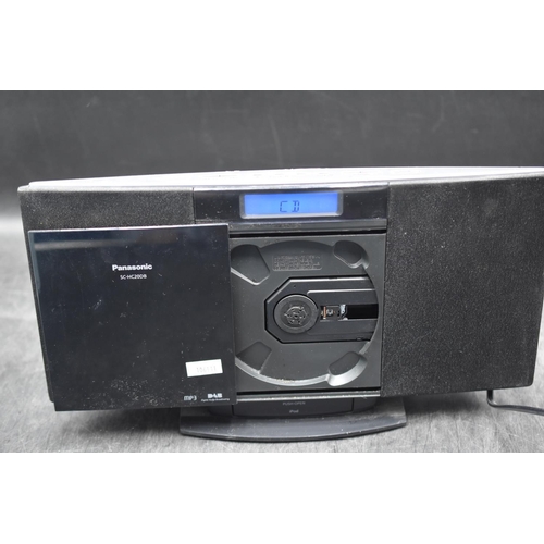 444 - Panasonic CD / MP3 and DAB Radio. Sleek modern design in black.