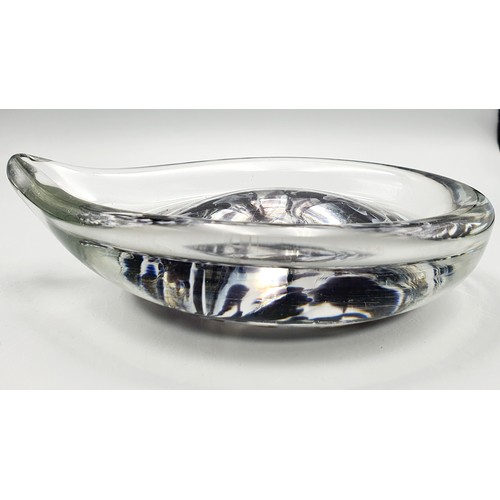 179 - A Liskeard Glass Paper Weight Approx 16cm in Length x 21.5cm Wide Impressed LG Mark to Base