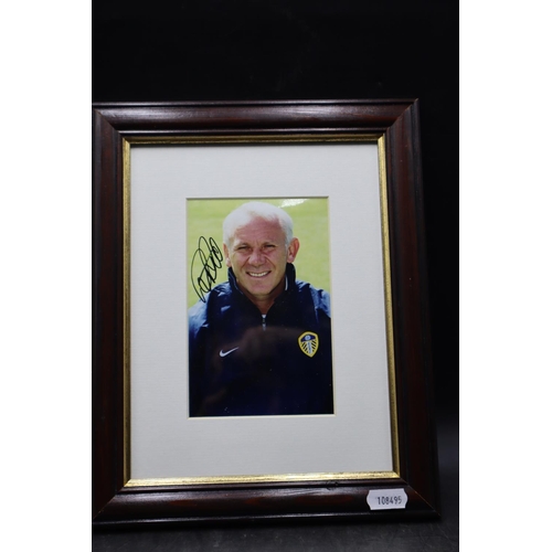 53 - Signed Peter Reid (Leeds Utd) Picture in Framed and Glazed Mount (11