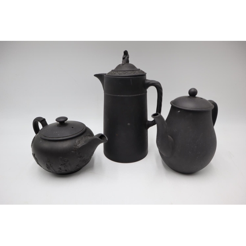 176 - Selection of Basalt Black Wedgwood including Teapots, Sugar Bowl, Cups, Saucers and More (Restoratio... 