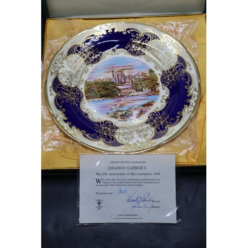 183 - 25th Anniversary of her Coronation 1978 Queen Elizabeth II English Bone China Commemorative Plate no... 