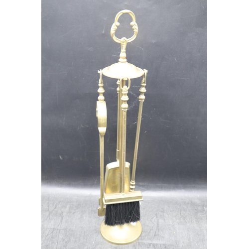 204 - Vintage Brass Fireside Companion Set