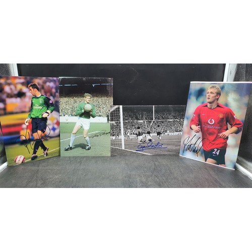 45 - Four Autographed Footballers Photos. Darren Fletcher MUFC,  Alan Gowling Newcastle, Gary Sprake Leed... 