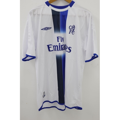 70 - Chelsea FC Football Shirt No 21 Crespo