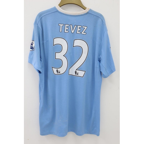 71 - Official Umbro Etihad Manchester City Shirt (Tevez No 32) a/f