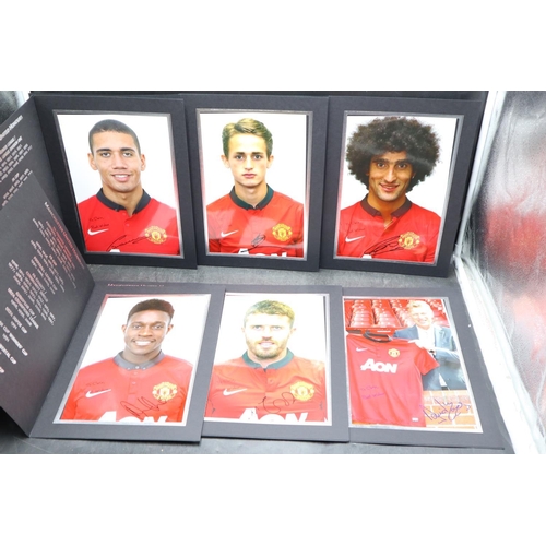 100 - Six A4 Autographed Manchester United Player Etc Pics Includes David Moyes