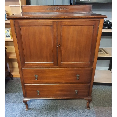 23 - A Queen Anne Style Tallboy Cabinet With 2 Large Drawers . Measures 3ft Wide x 4ft 2
