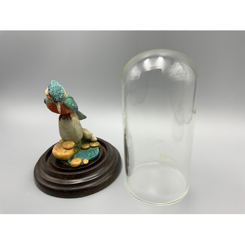 80 - Country Artists King Fisher Ornament in Glass Dome (5