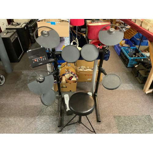 241 - Yamaha DTX400K electric drum kit complete with foot pedals and stool working when tested.