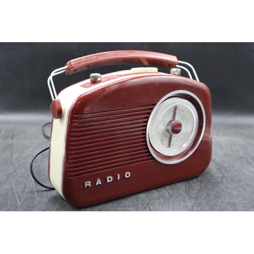 246 - Vintage Style Coopers Radio (Working When Tested)