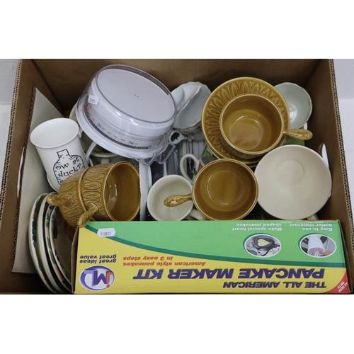 462 - Mixed House Clearance Lot of Mainly Kitchen Items. Include Moustache Cups, Pancake Maker, Scales, Tr... 