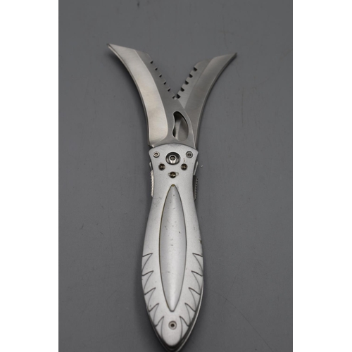 139 - Butterfly Combat knife